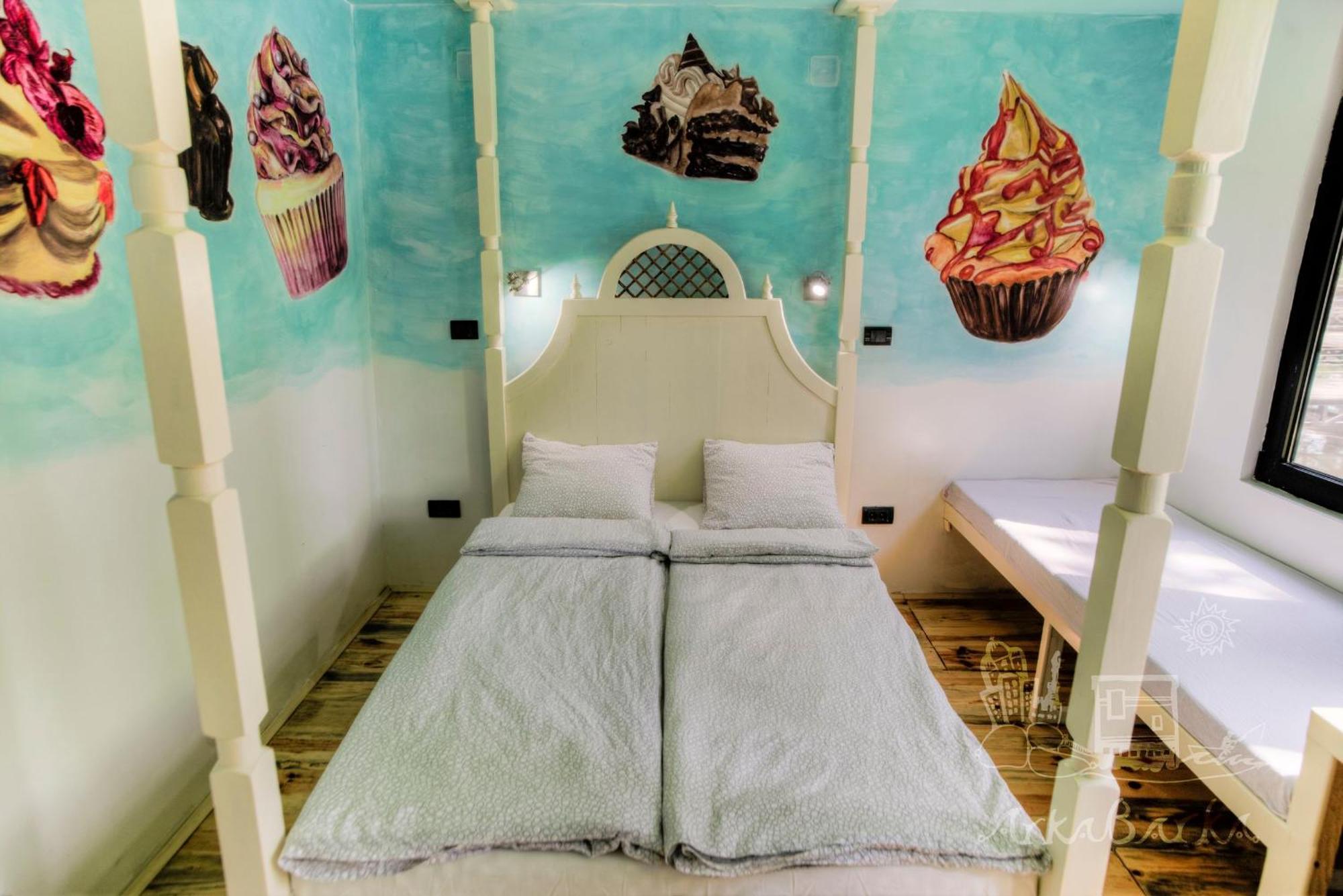 Arkabarka Floating Hostel Belgrade Room photo